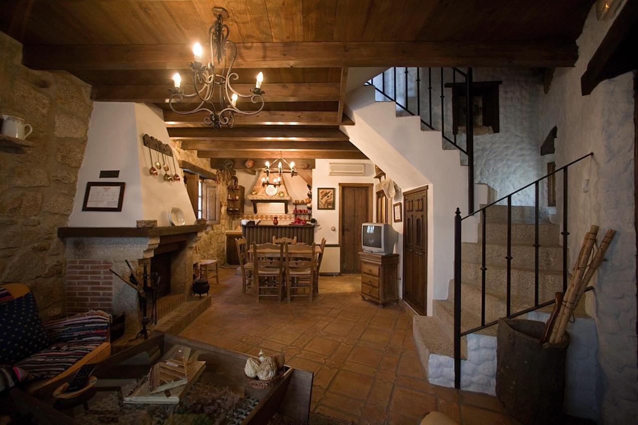 Montánchez Casa Rural Margarita I מראה חיצוני תמונה